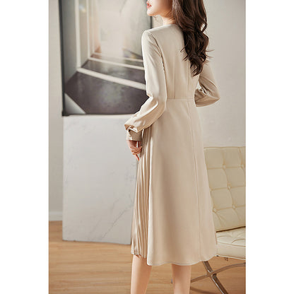 Robe midi plissée élégante pour femme avec détails de bouton Chic und Stil