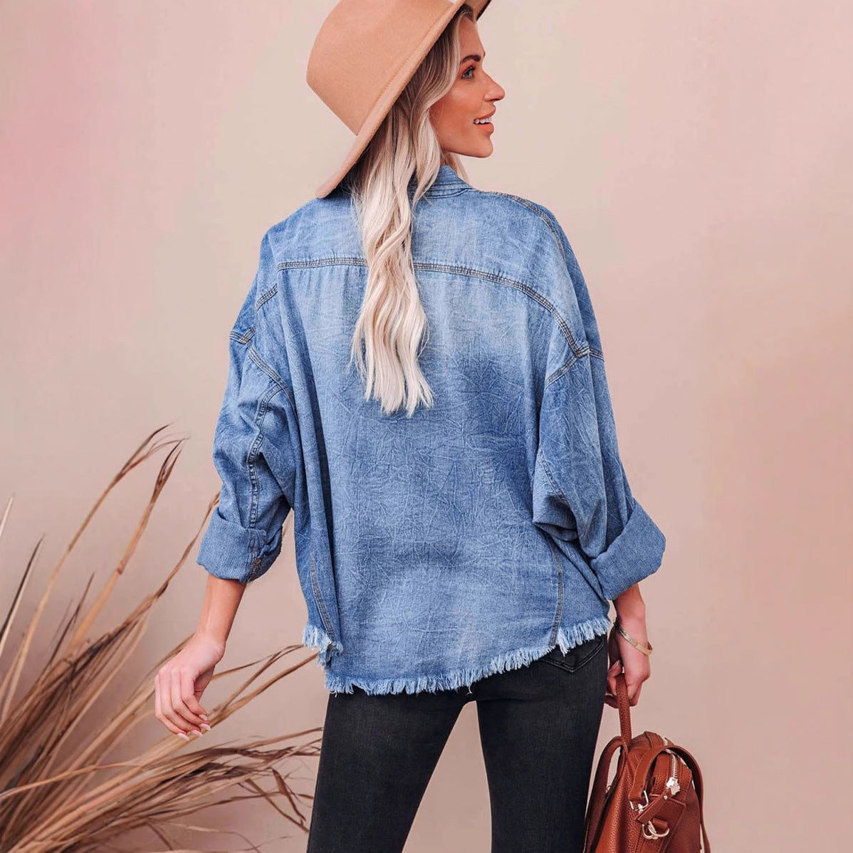 Chemise en jean oversize décontractée pour femmes avec poches plaquées Chic und Stil