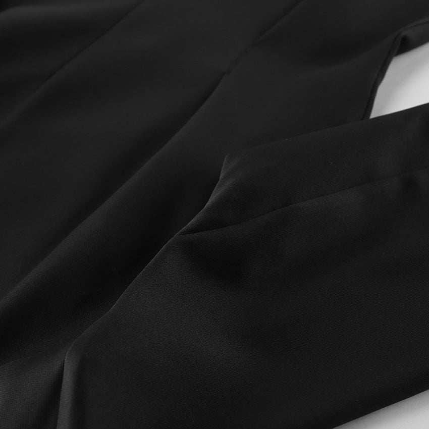 Fitted suit jacket for women with wide pants Chic and Style