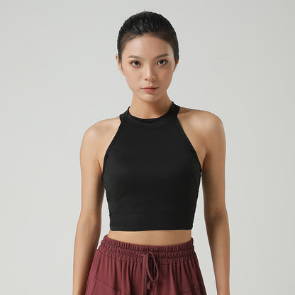 Ladies Sportif Crop-top with high collar and breathable properties Chic and Style
