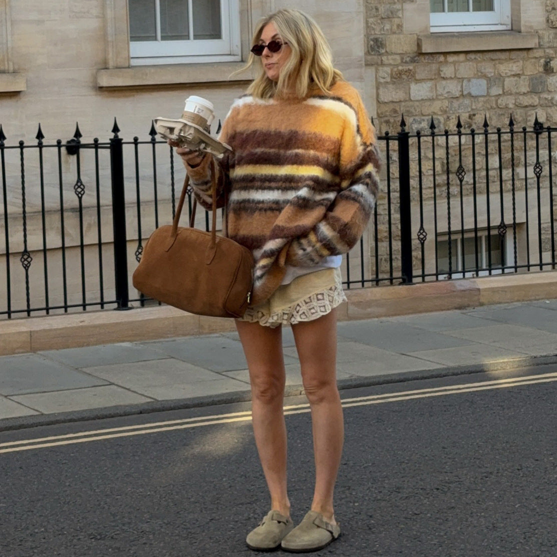 Pull en tricot oversize pour femmes avec des motifs rayés modernes et une coupe décontractée Chic und Stil