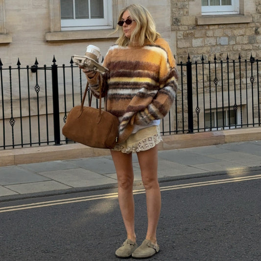 Pull en tricot oversize pour femmes avec des motifs rayés modernes et une coupe décontractée Chic und Stil