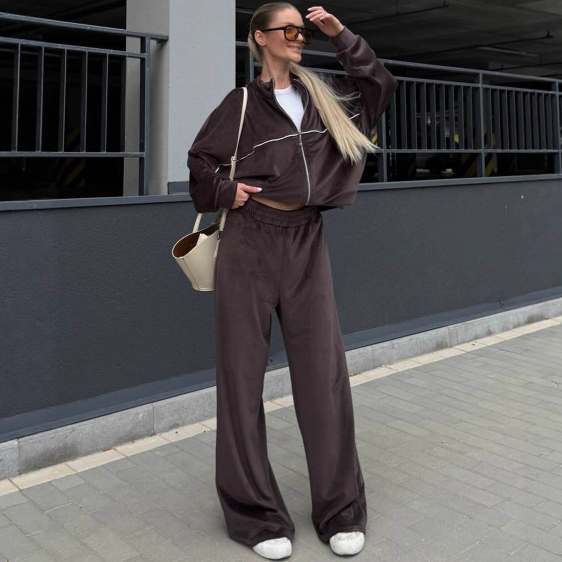 Chic and Style women's sporty velour lounge set with full zip and wide pants