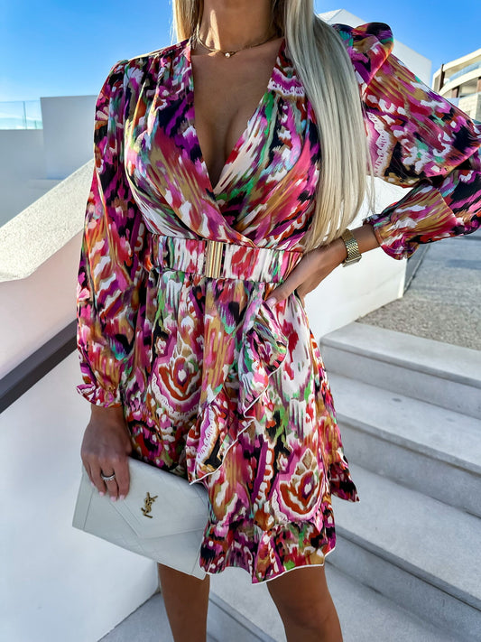 Robe mini inspirée bohème pour femmes avec détails à volants et ceinture cintrée Chic und Stil