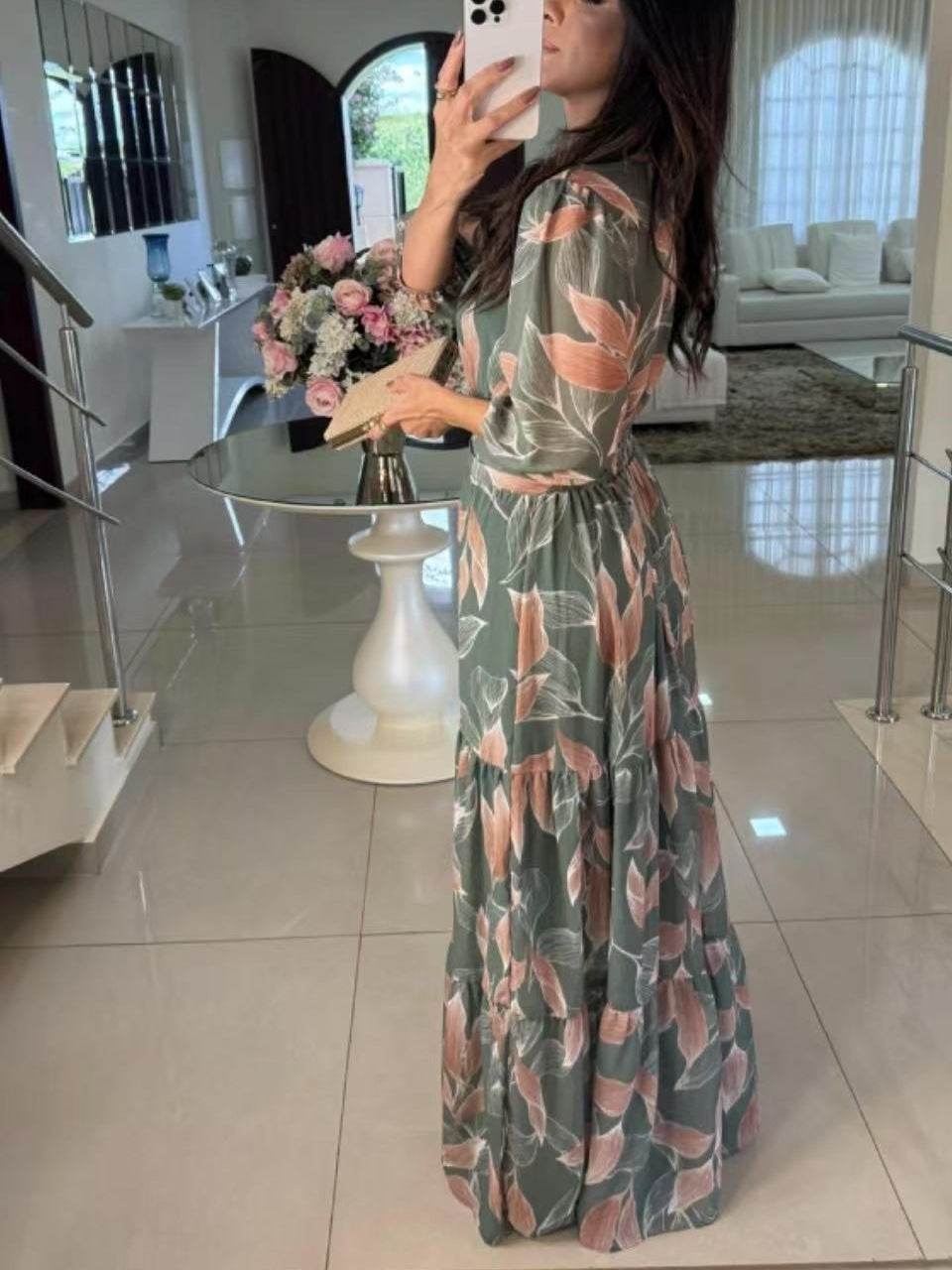 Robe maxi pour femmes avec décolleté en V décontracté, ceinture à la taille et manches volumineuses Chic und Stil