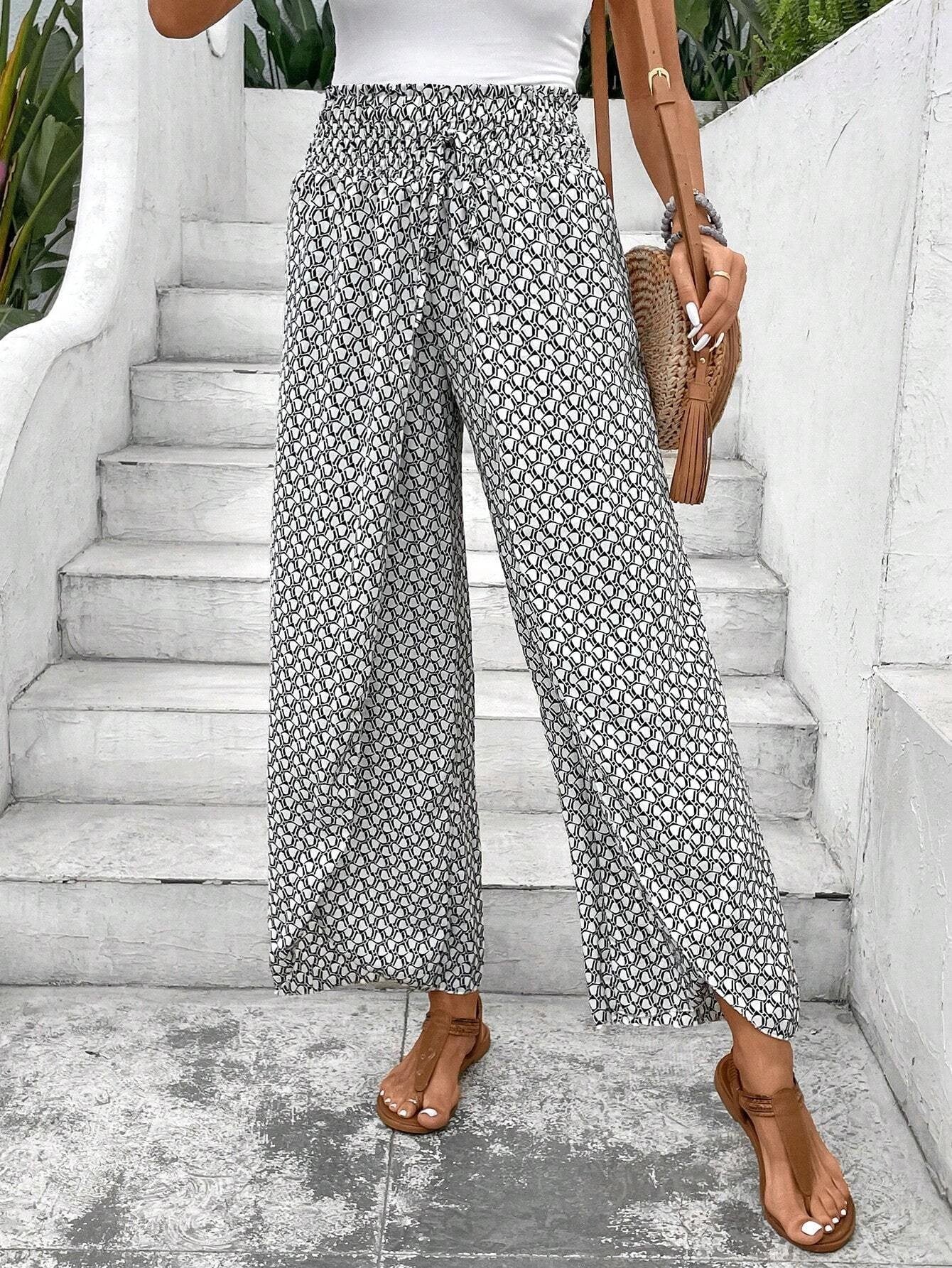 Summer palazzo pants for women with elastic waist and floral pattern Chic and Style