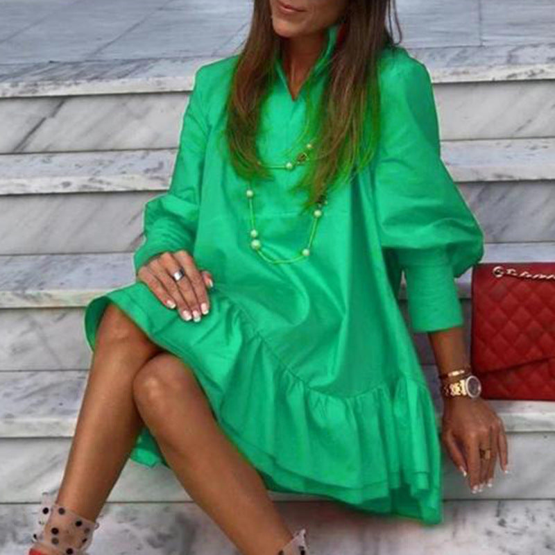 Robe chemise pour femmes avec des manches volumineuses et un ourlet à volants Chic und Stil