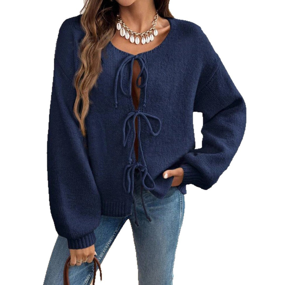 Pull en maille pour femmes avec un design de laçage décoratif et des manches ballon décontractées Chic und Stil