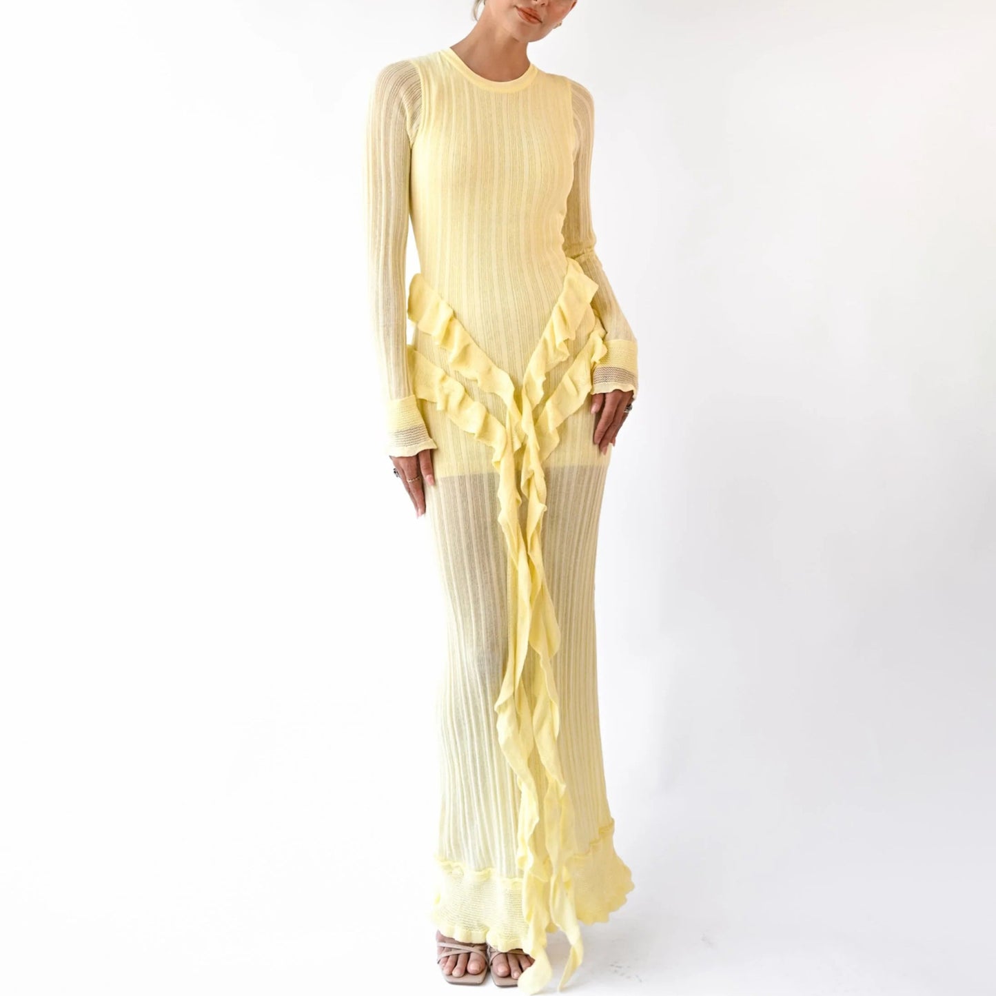 Robe maxi femme avec des détails de volants raffinés et une coupe élégante Chic und Stil