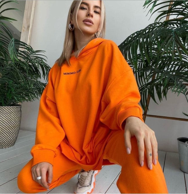 Women's oversized hoodie and jogger pants set Chic and Style