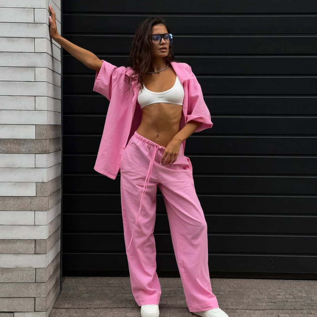 Casual women's set in lightweight fabric with loose pants and casual blouse Chic and Style