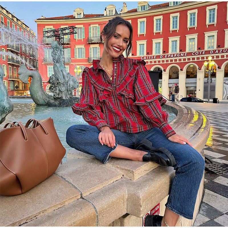 Chemisier pour femmes avec détails en volants et motif à carreaux Chic und Stil
