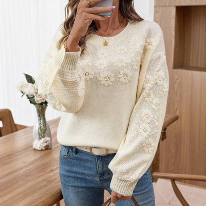 Pull femme à la mode avec broderies florales et manches structurées Chic und Stil