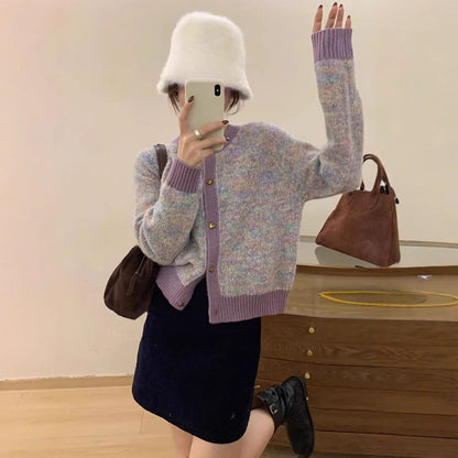 Ladies cozy knitted pullover with heart-shaped buttons and contrast ribbed details Chic and Style