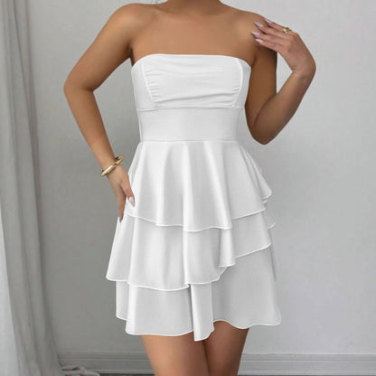 Robe à volants sans épaules pour femmes avec un ourlet flottant et un design élégant Chic und Stil
