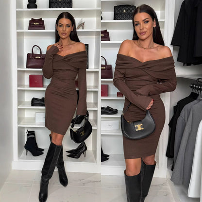 Robe de cocktail ajustée pour femmes avec décolleté off-shoulder Chic und Stil