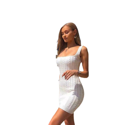 Robe en tricot pour dames avec un design sans épaules et des détails de volants raffinés Chic und Stil