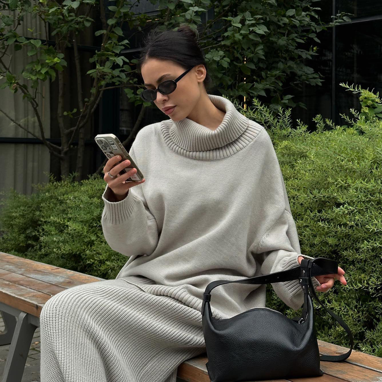 Comfortable knit set for women with high collar and flared pants Chic and Style