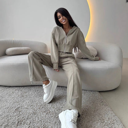Chic and Style casual cropped hoodie set for women and loose jogger pants