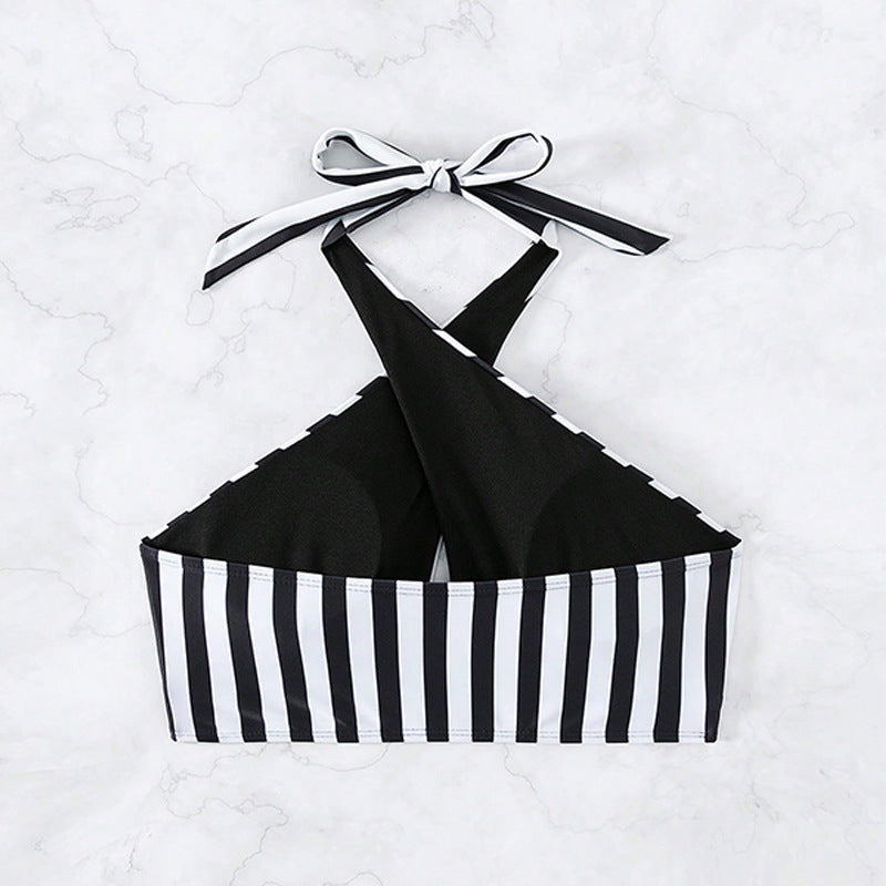 Dames Haut de bikini rayé à dos croisé Chic und Stil