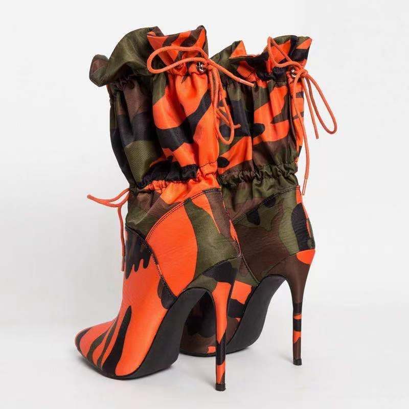 Bottes à talons hauts pour femmes avec design camouflage et lacets Chic und Stil