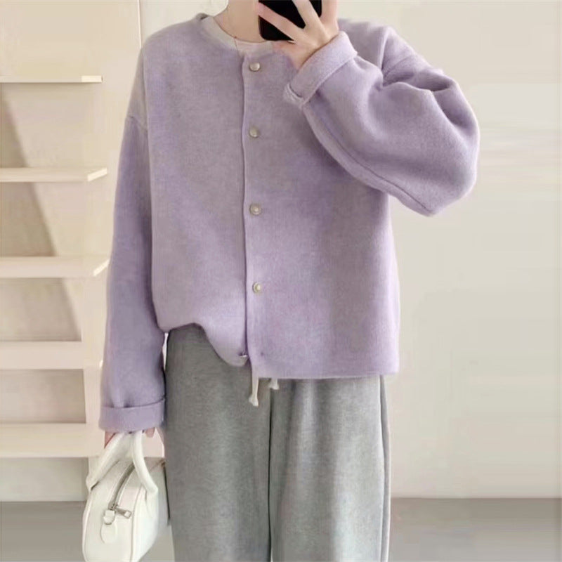 Cardigan en tricot douillet pour femmes avec de jolis boutons et une coupe ample Chic und Stil