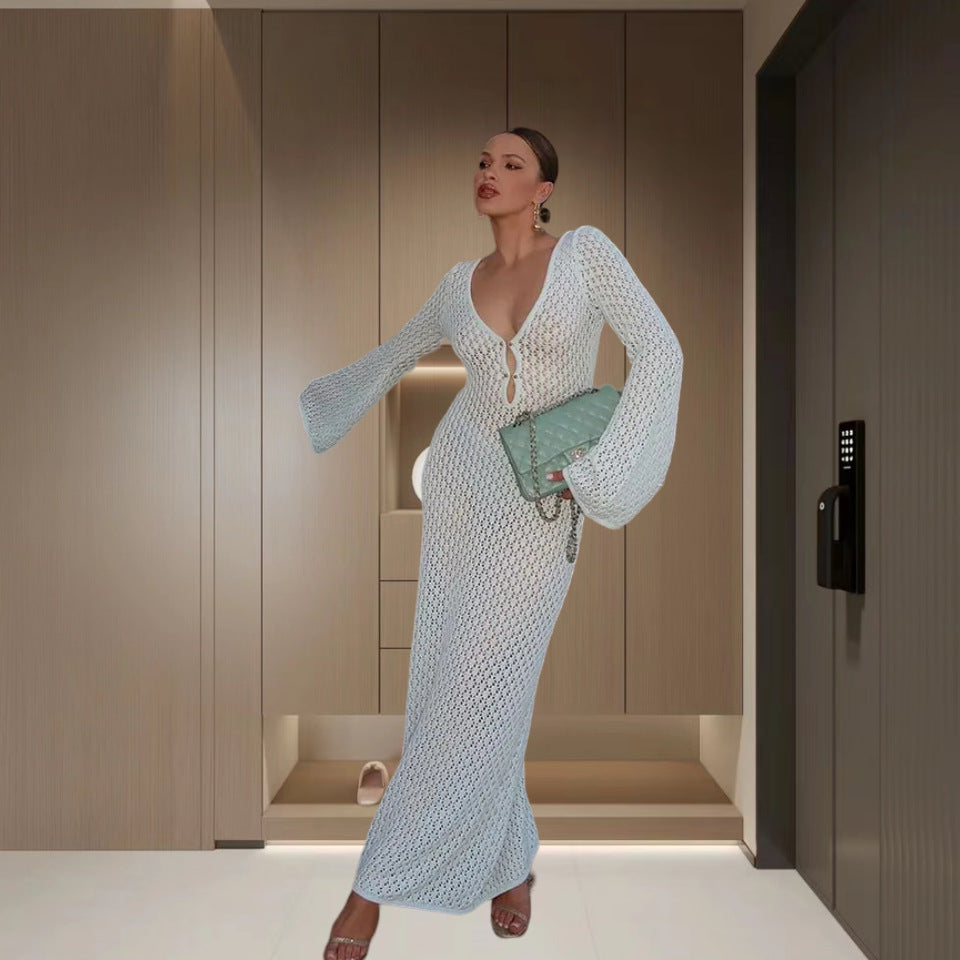 Robe maxi en tricot pour femmes avec décolleté en V profond et porte-clés décoratif Chic und Stil