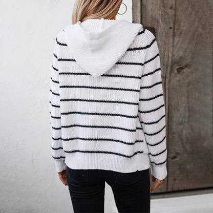 Veste à rayures pour femmes avec capuche et poches Chic und Stil