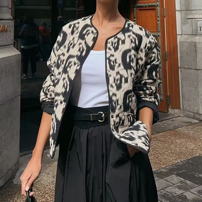 Urban women's lined bomber jacket with unique pattern Chic and Style