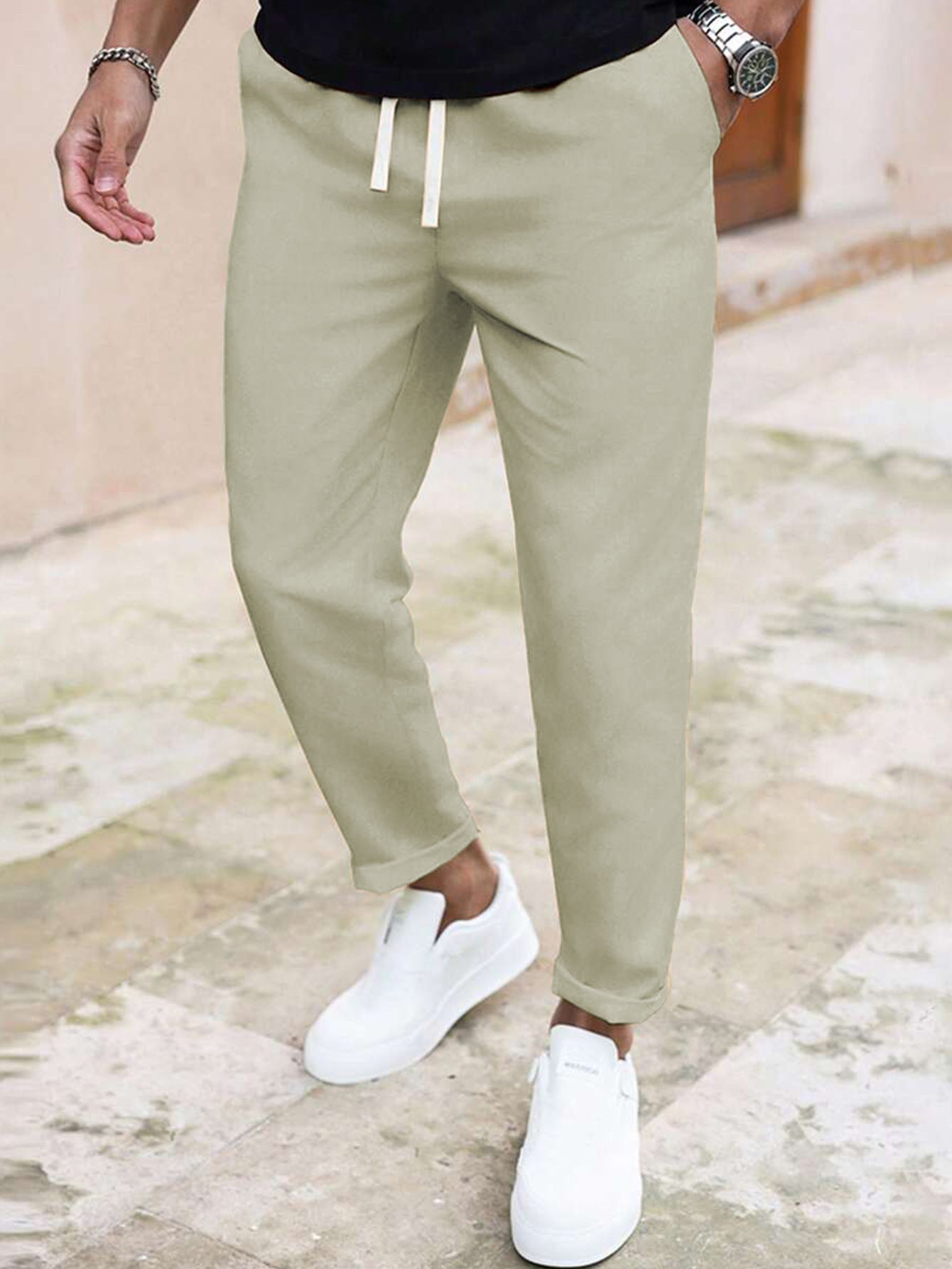 Casual pants for men with elastic waistband and practical pockets Chic and Style