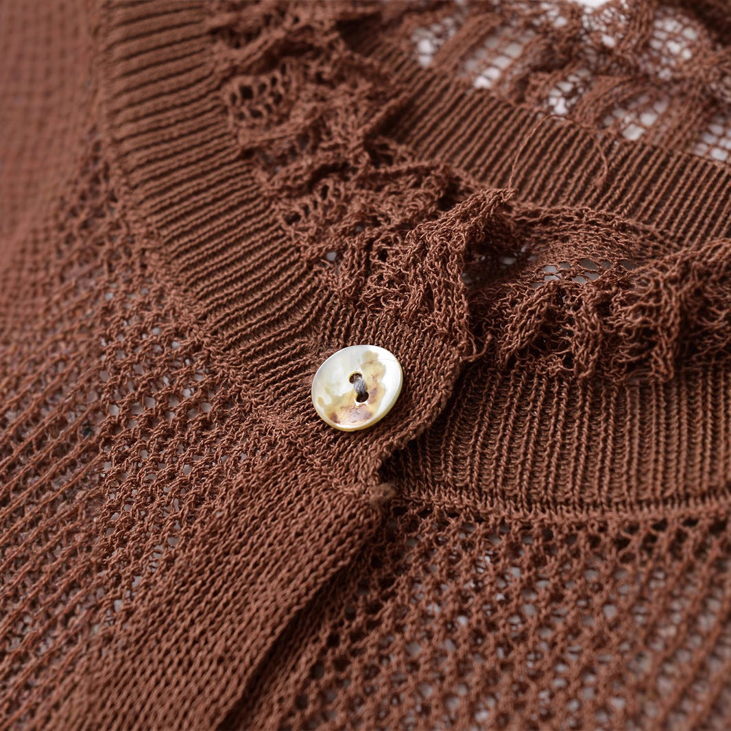 Dames doux haut en tricot avec détails volants et patte de boutonnage Chic und Stil