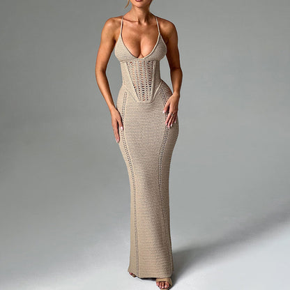 Robe maxi tricot élégante pour femme avec une coupe cintrée et un décolleté en V profond Chic und Stil