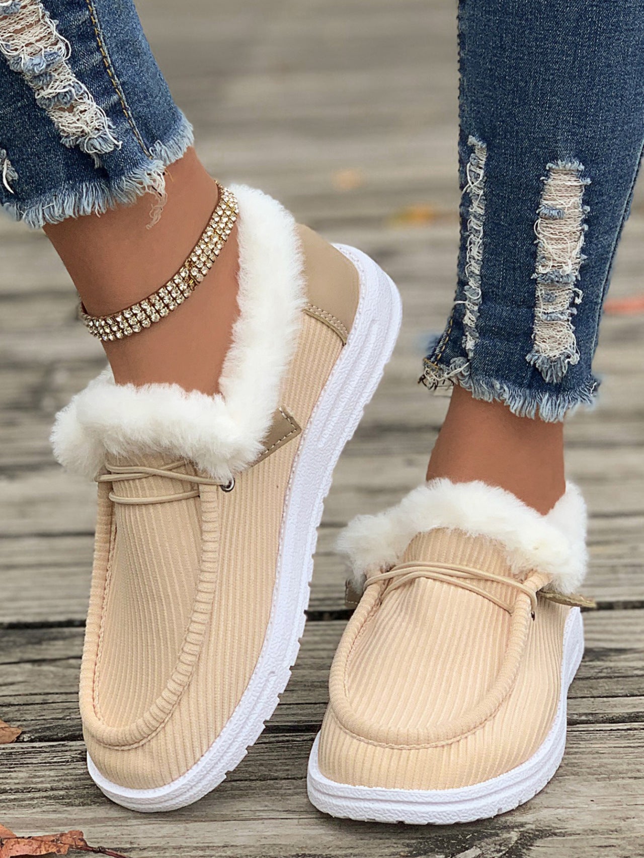Ladies Plush Loafers with Soft Inner Lining Chic and Style