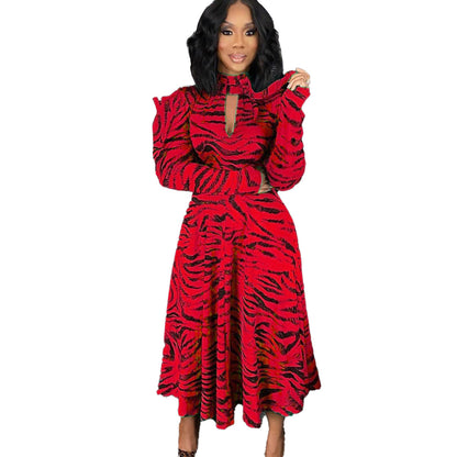 Robe midi pour femmes avec col montant et coupe asymétrique Chic und Stil