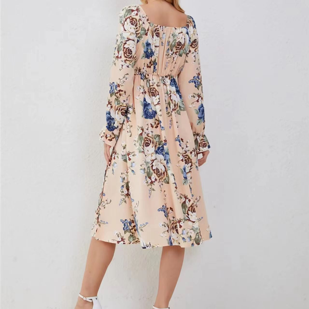 Robe maxi pour femme avec accents floraux et fente profonde Chic und Stil