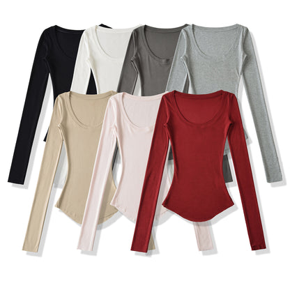 Chemisier à manches longues pour femmes avec un col rond élégant et une coupe cintrée Chic und Stil