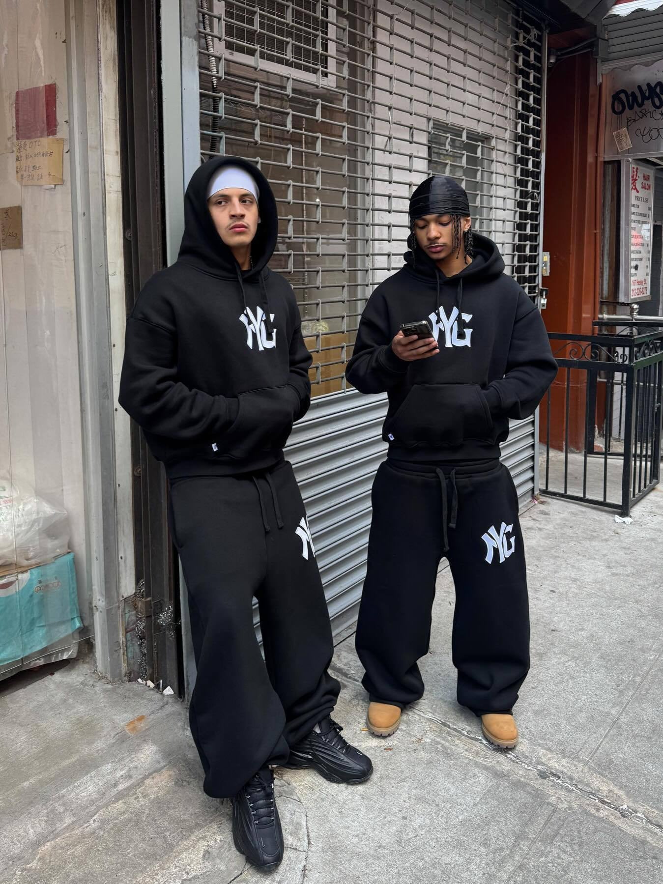 Chic and Style women's hoodie and leisure pants set