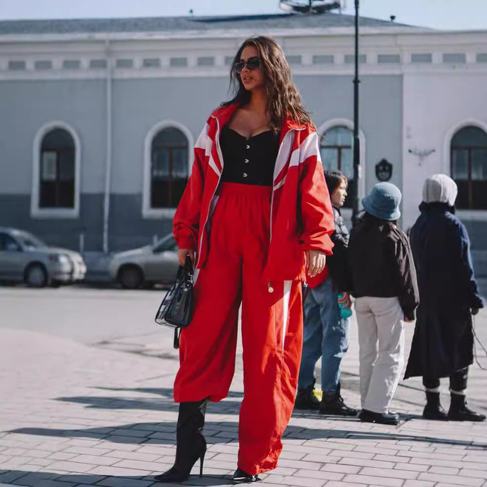 Ensemble de vestes et pantalons sportives pour femmes avec éléments contrastants et coupe confortable Chic und Stil