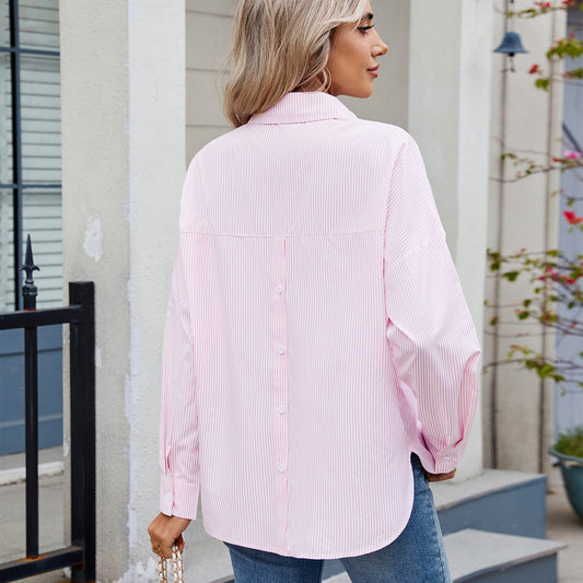 Blouse rayée pour femmes avec une coupe élégante et une coupe moderne Chic und Stil
