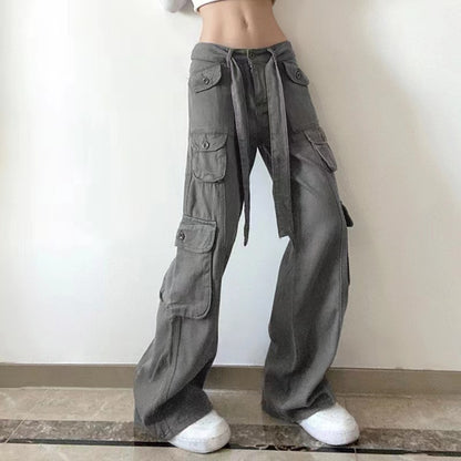 Women’s cargo pants with practical side pockets and trendy cut Chic und Stil