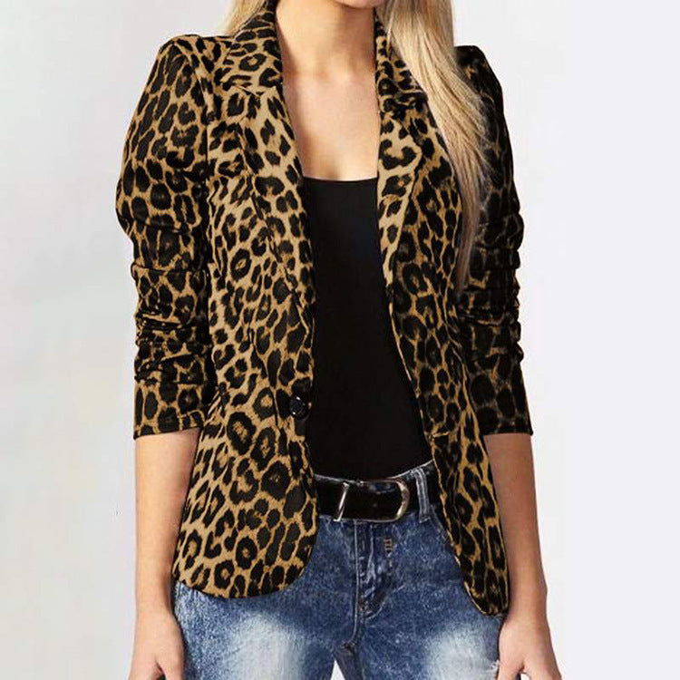 Blazer élégant pour femmes à motif léopard avec des détails raffinés Chic und Stil
