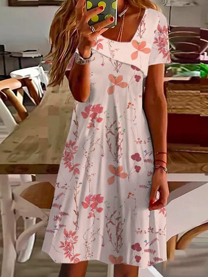Robe de loisirs pour femmes avec un élégant motif floral et une coupe féminine Chic und Stil