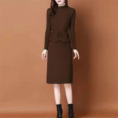 Robe en tricot pour dames avec taille asymétrique et fine structure côtelée Chic und Stil