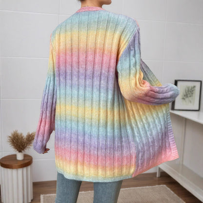 Cardigan en tricot pour femmes avec un dégradé de couleurs coloré et une coupe décontractée Chic und Stil