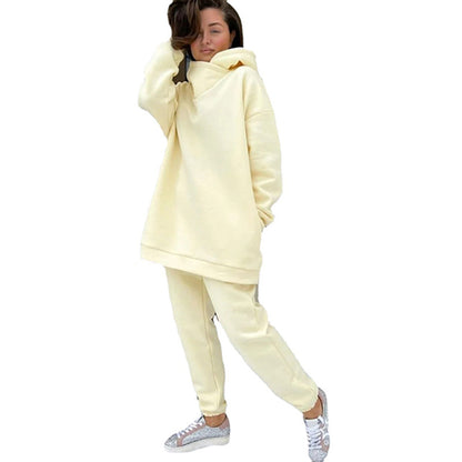 Chic and Style oversized hoodie and comfortable jogger pants set for women
