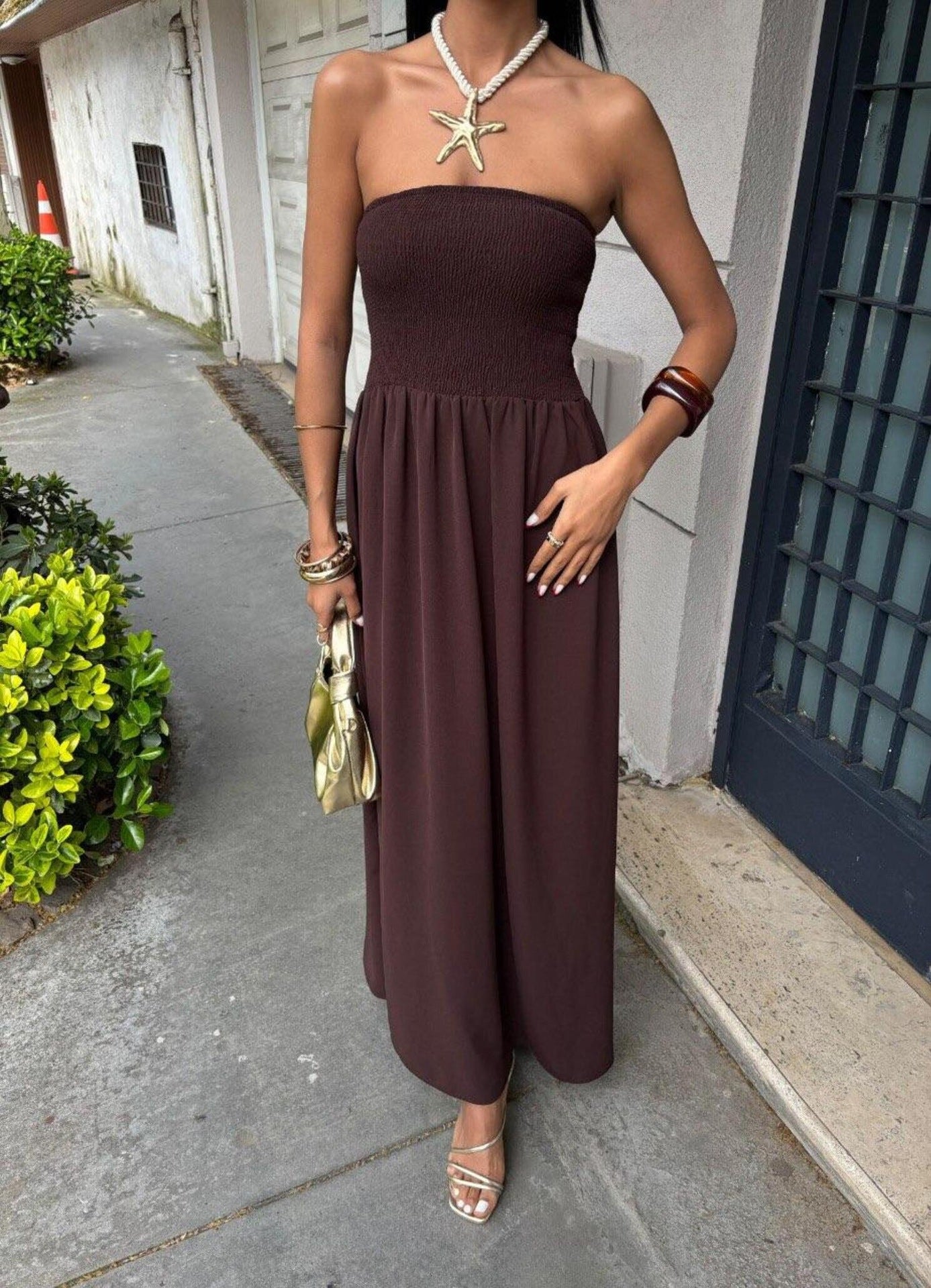 Robe maxi sans manches pour femmes avec un haut froncé Chic und Stil