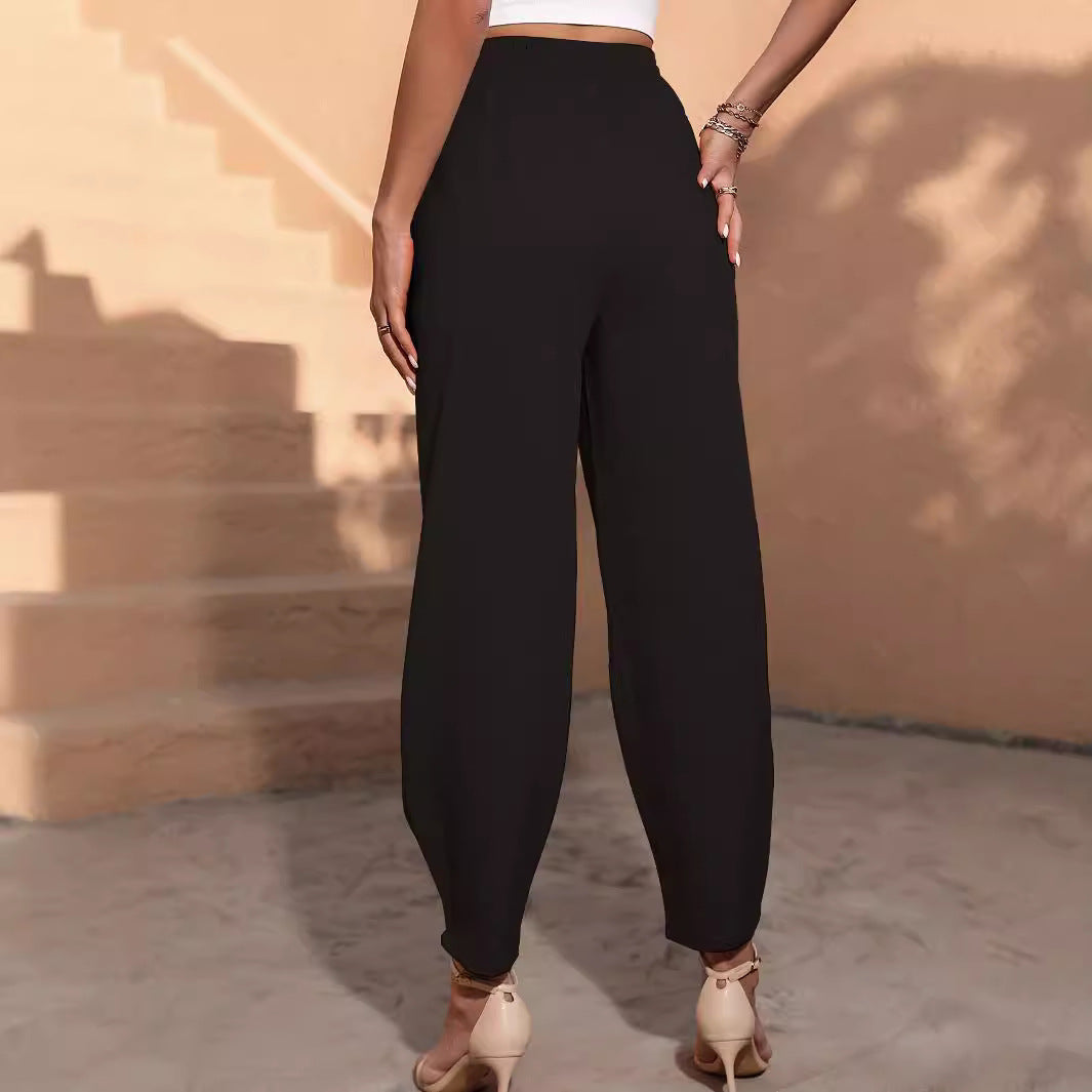 Pantalon taille haute détendu pour femmes avec ceinture élastique et poches latérales Chic und Stil