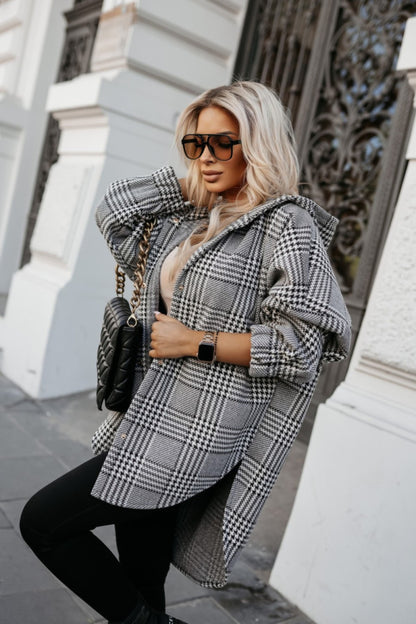 Robe chemise oversize femme avec un motif à carreaux moderne Chic und Stil