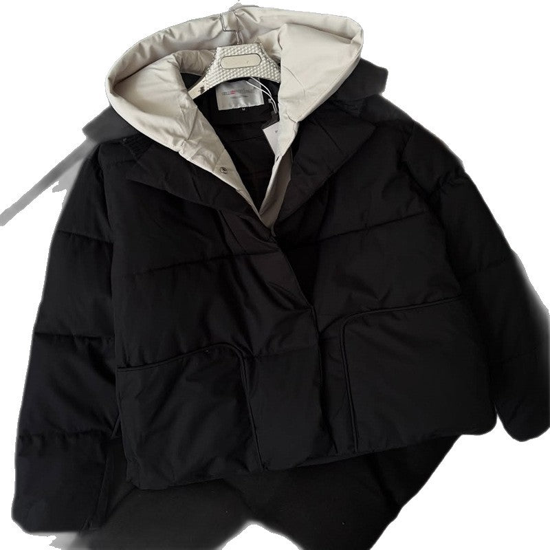 Dames doudoune avec grande capuche et coupe moderne Chic und Stil