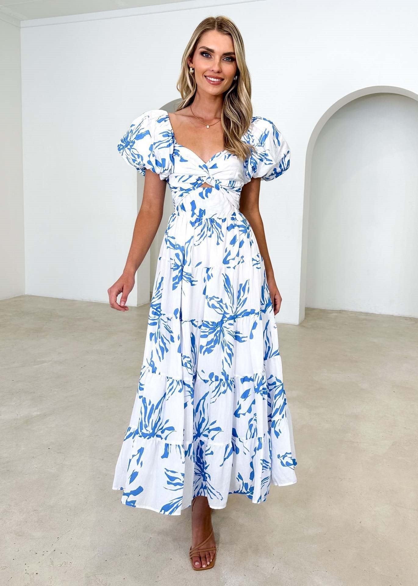 Robe maxi femme avec des manches ballon volumineuses et imprimé floral Chic und Stil